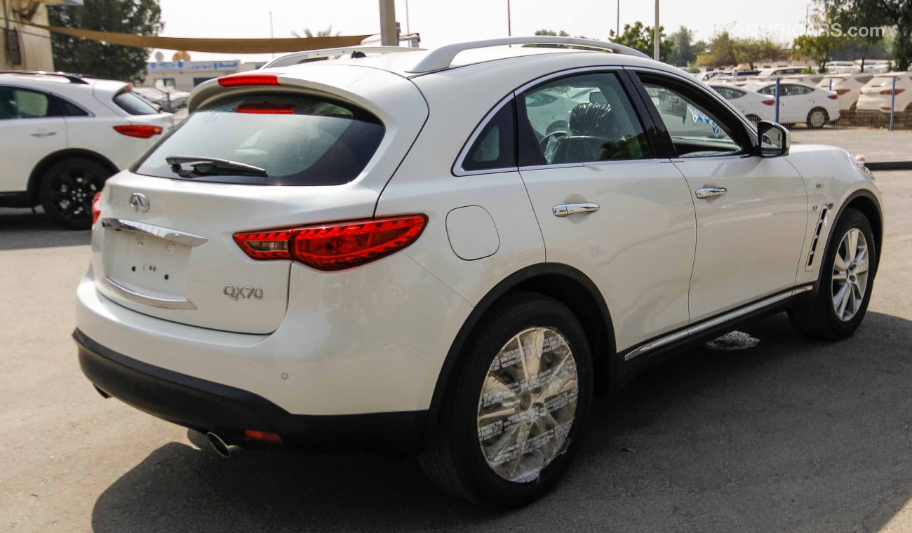 Infiniti QX70