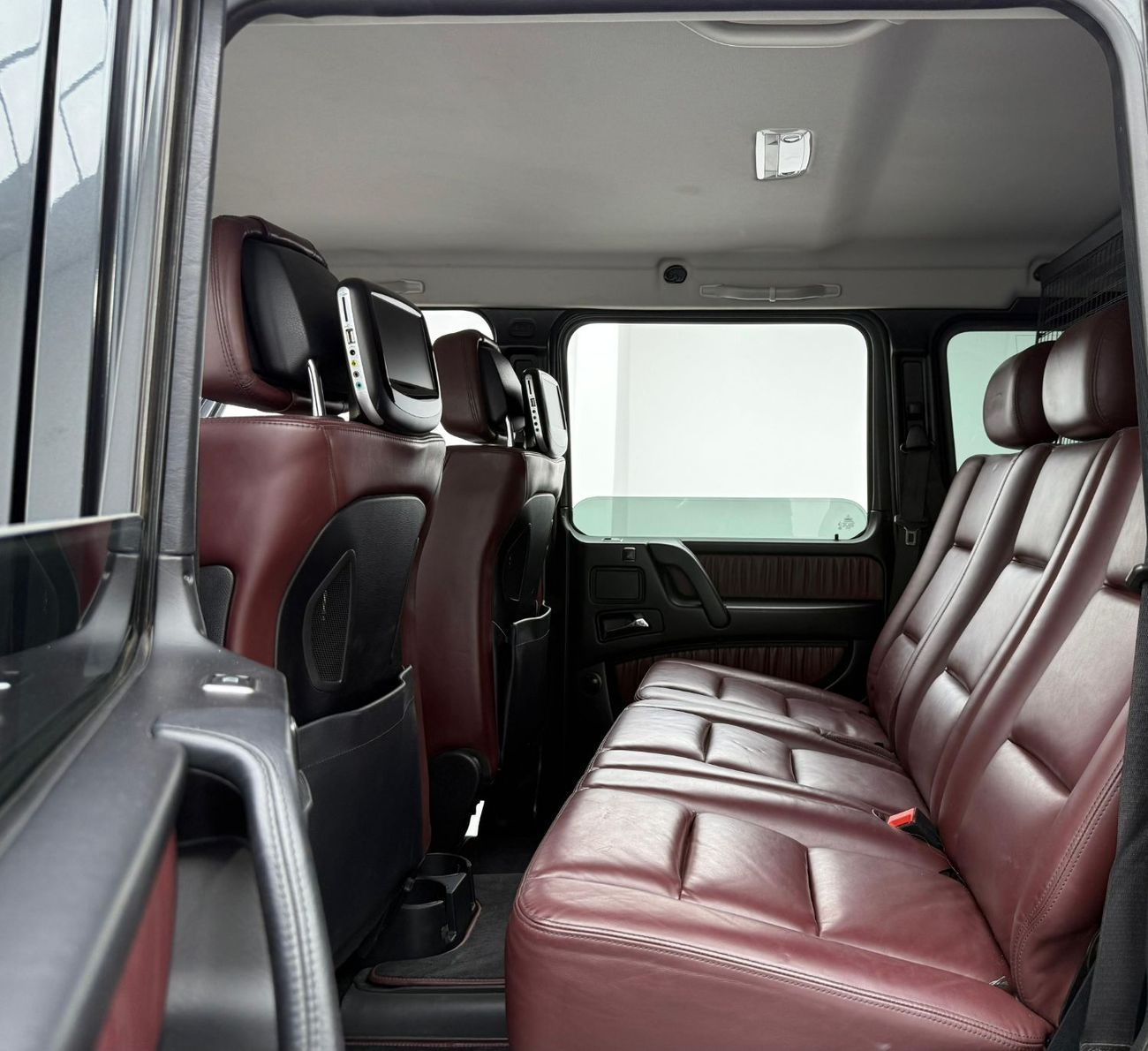 مرسيدس بنز G 500 Std 5.5L 2015 Mercedes Benz G500, Full Service History, Fully Loaded, Excellent Condition