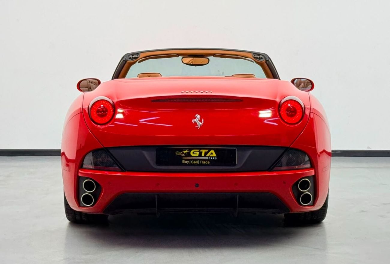 فيراري كاليفورنيا 2013 Ferrari California Convertible, Full Service History, Carbon Fiber Interior, Fully Loaded, GCC