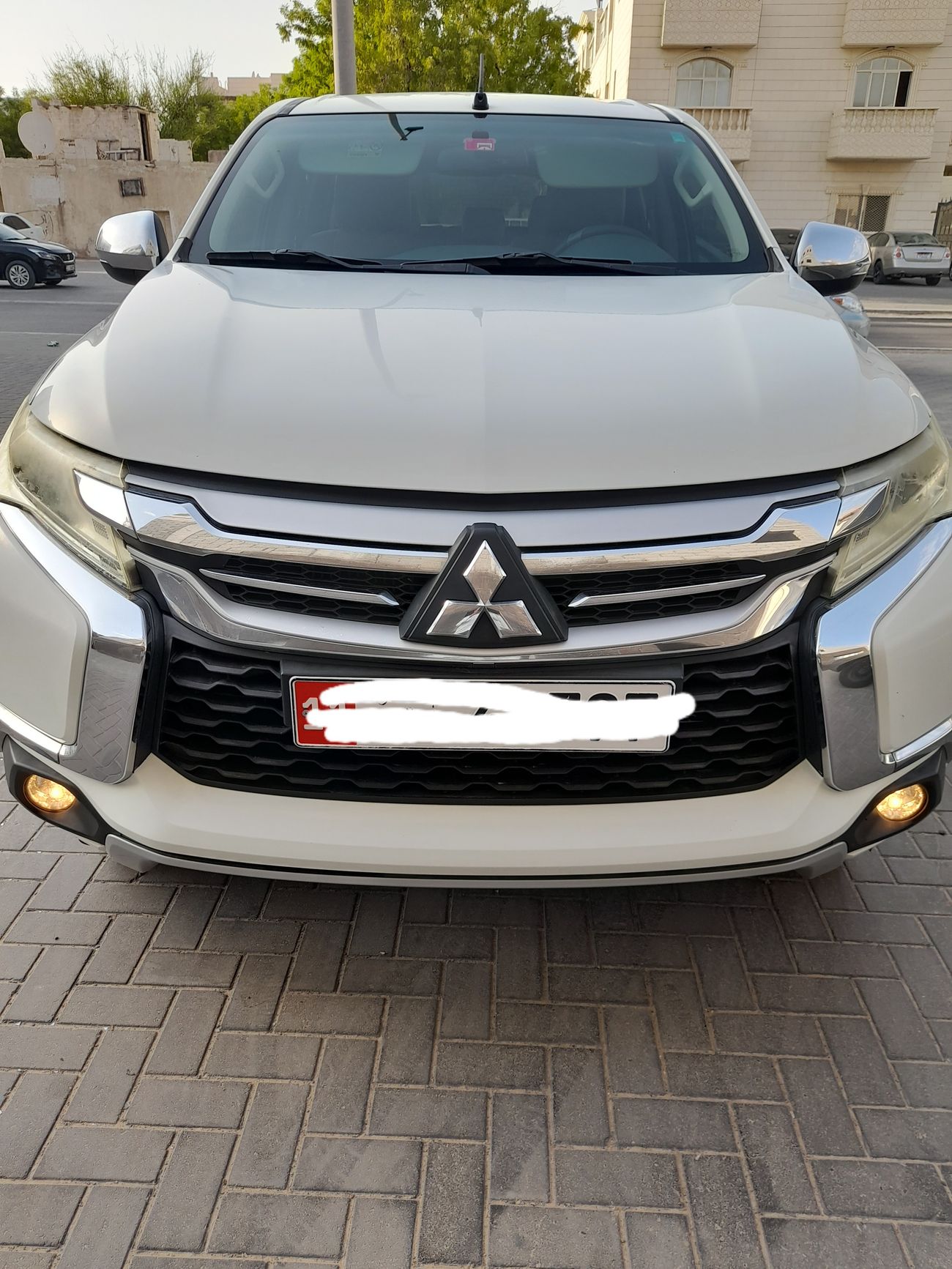 Mitsubishi Montero Sport GLX 3.0L