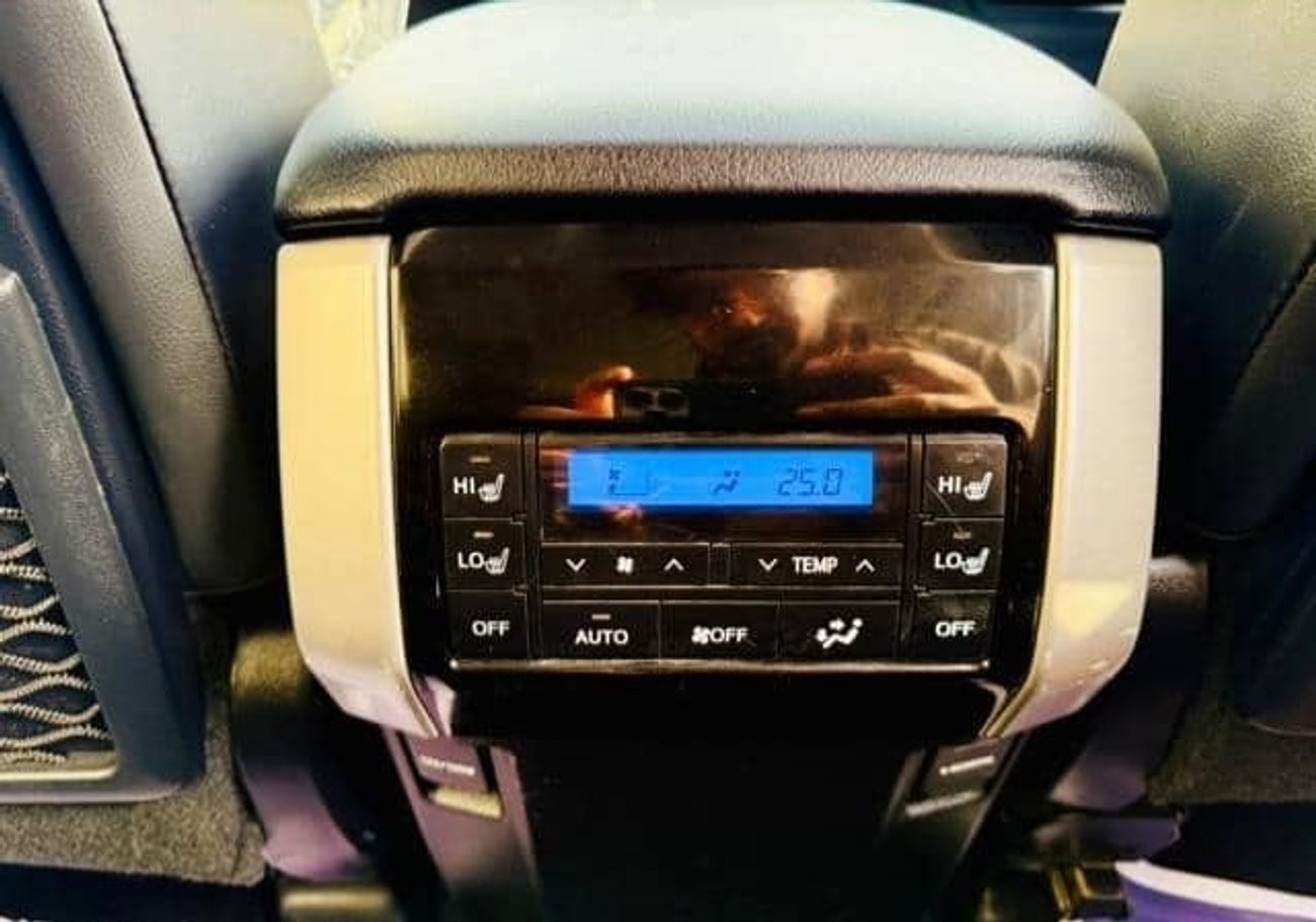 تويوتا برادو Kakadu 2018 Model Diesel Engine Full Option Top Of The Range