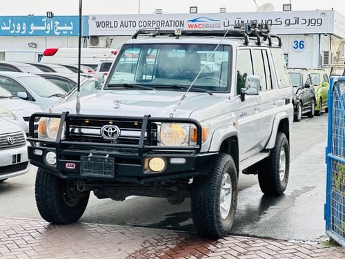 Toyota Land Cruiser 70