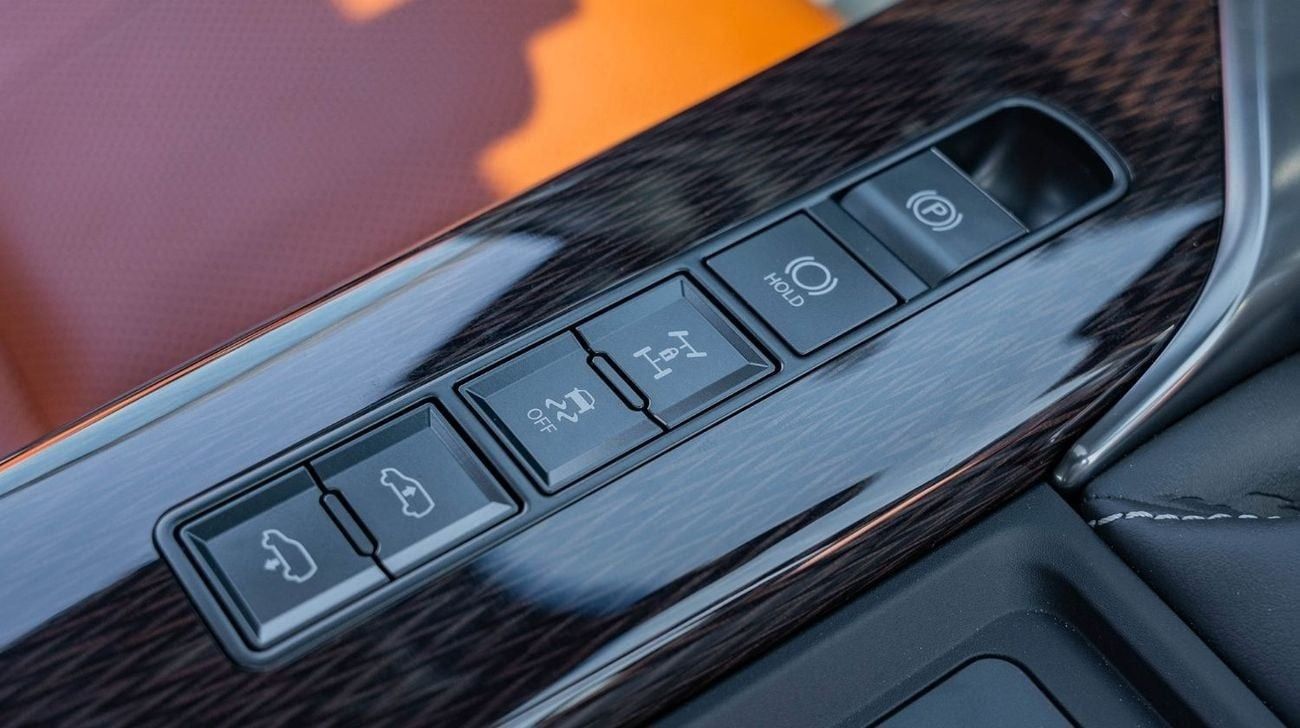 Lexus LX 600 2025 Lexus LX600 VIP 3.5L AT Petrol