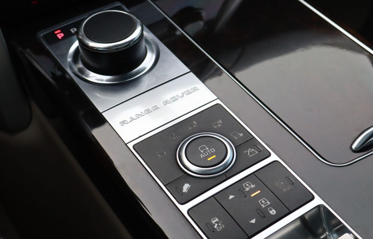 Land Rover Range Rover Vogue SE 5.0L