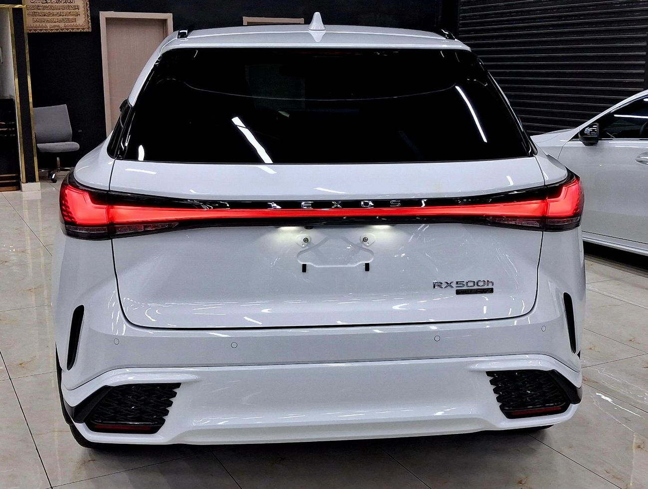 لكزس RX 500h F Sport Performance 2.4L