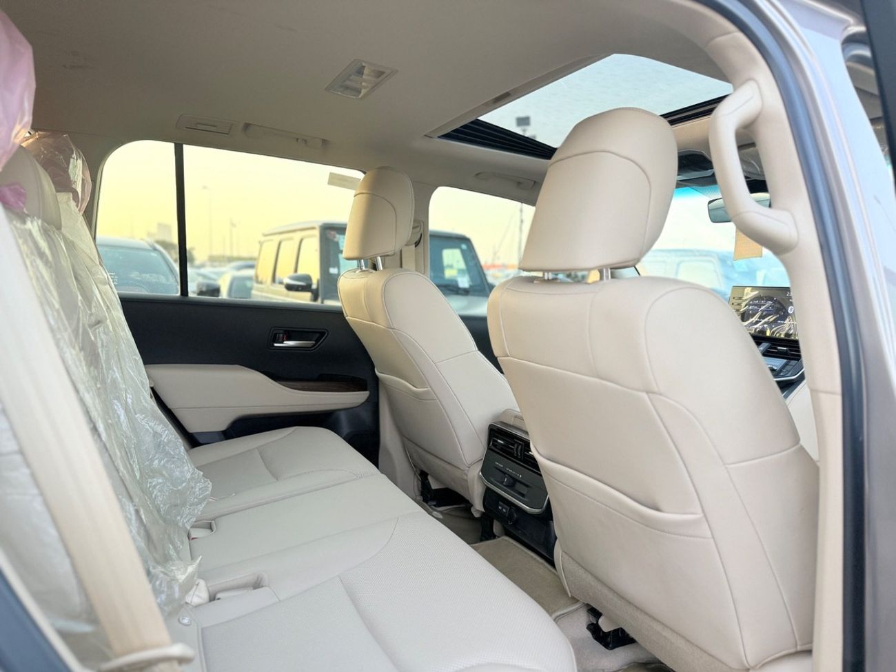 Toyota Land Cruiser Toyota Landcruiser model 2023 LHD petrol engine