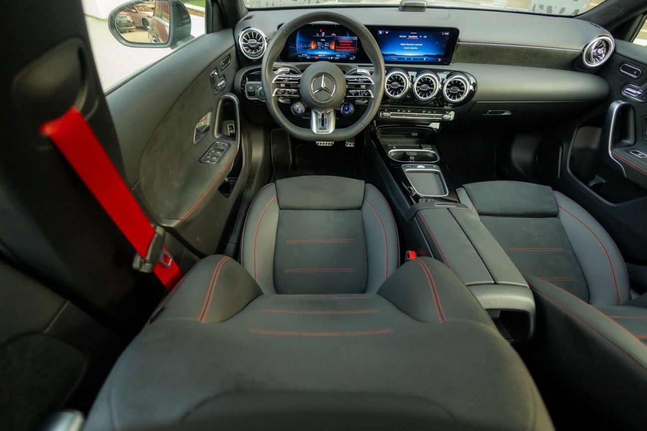 مرسيدس بنز A 35 AMG 4MATIC