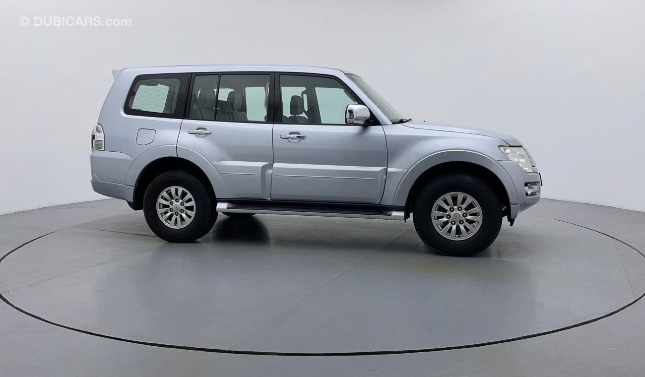 Mitsubishi Pajero GLS BASE 3.5 | Under Warranty | Inspected on 150+ parameters