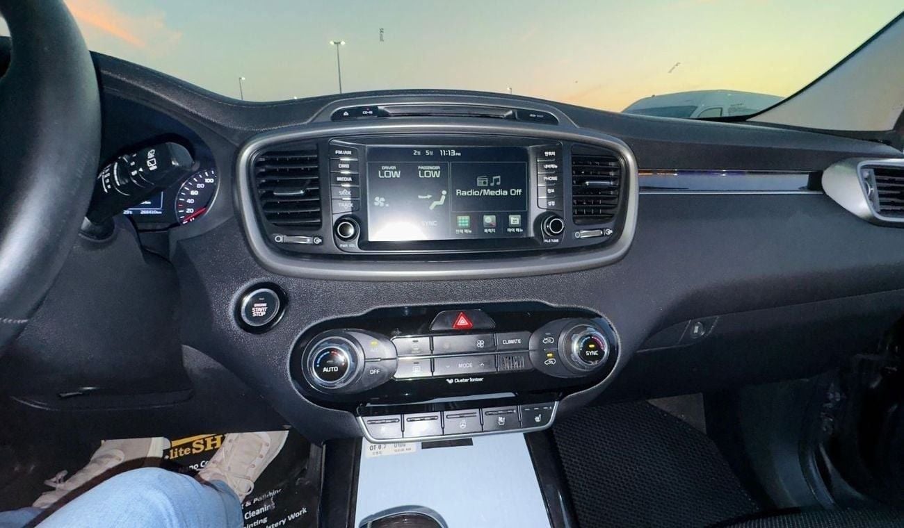 Kia Sorento PREMIUM CONDITION | LHD | 2015 | 2.0L DIESEL ENGINE | REAR VIEW CAMERA