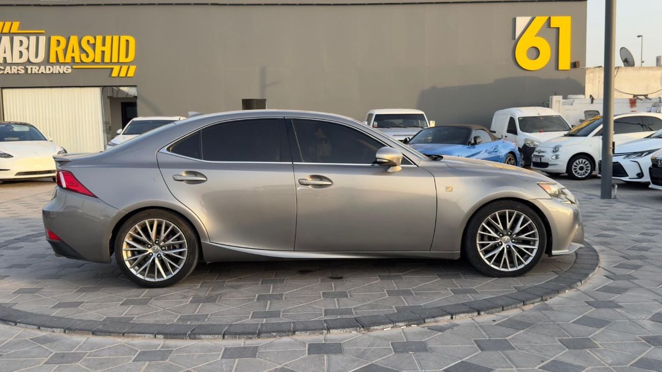 لكزس IS 250 Premier 2.5L