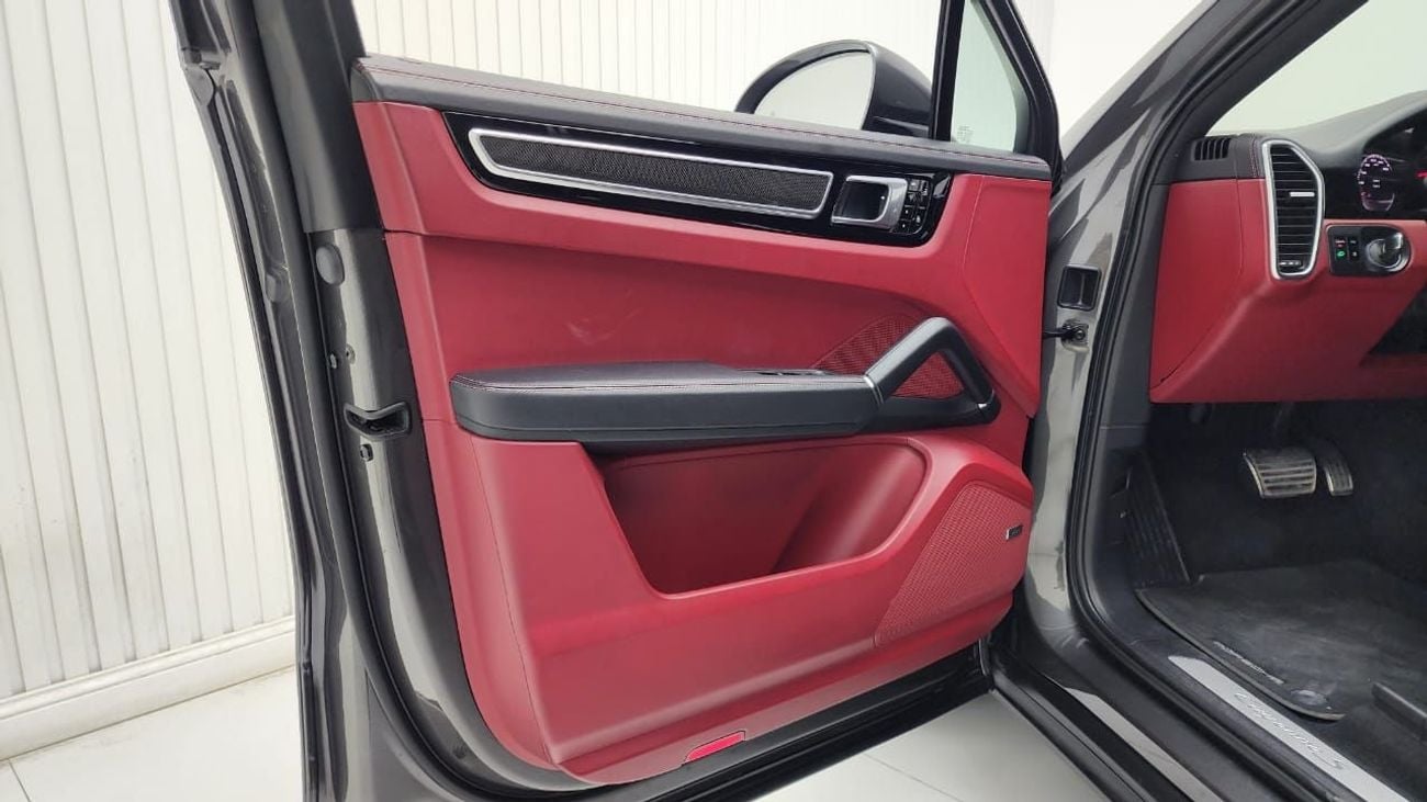 Porsche Cayenne S Coupe