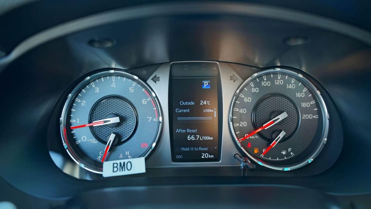 Toyota Hilux 4.0 GR-S AT 4WD  2026 MODEL