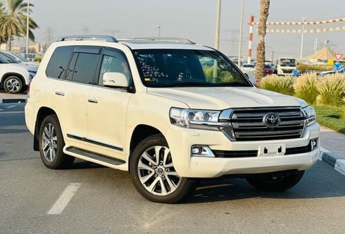 Toyota Land Cruiser Zx top of the range, Right hand drive
