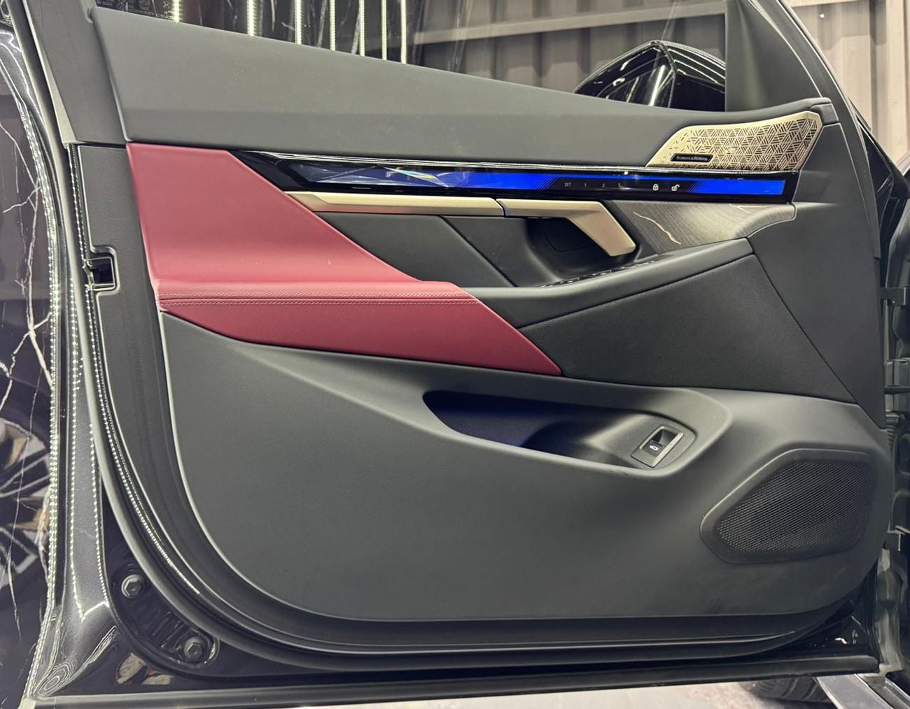 BMW 520i 2.0L /Gold Line Package