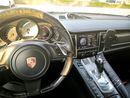 Porsche Panamera S 4.8L
