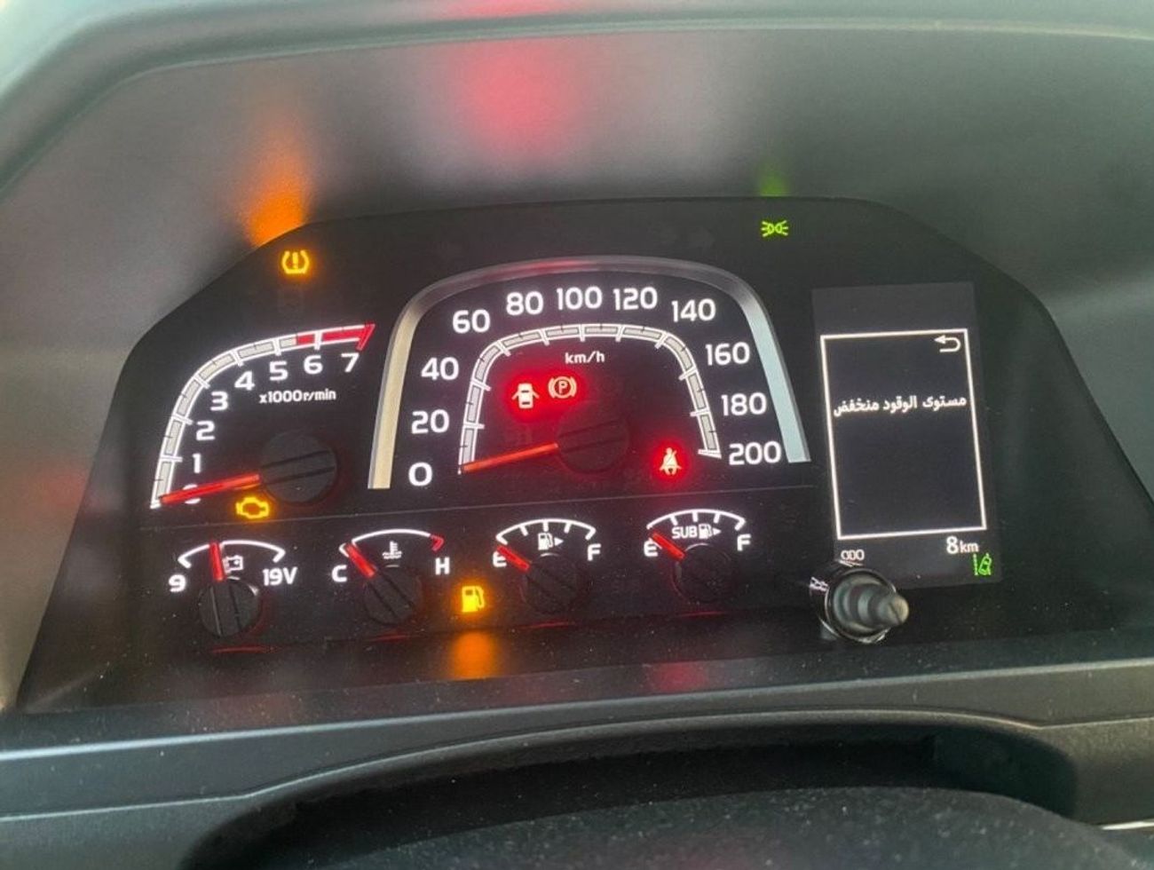 Toyota Land Cruiser Pick Up 4.0L M/T Full Option