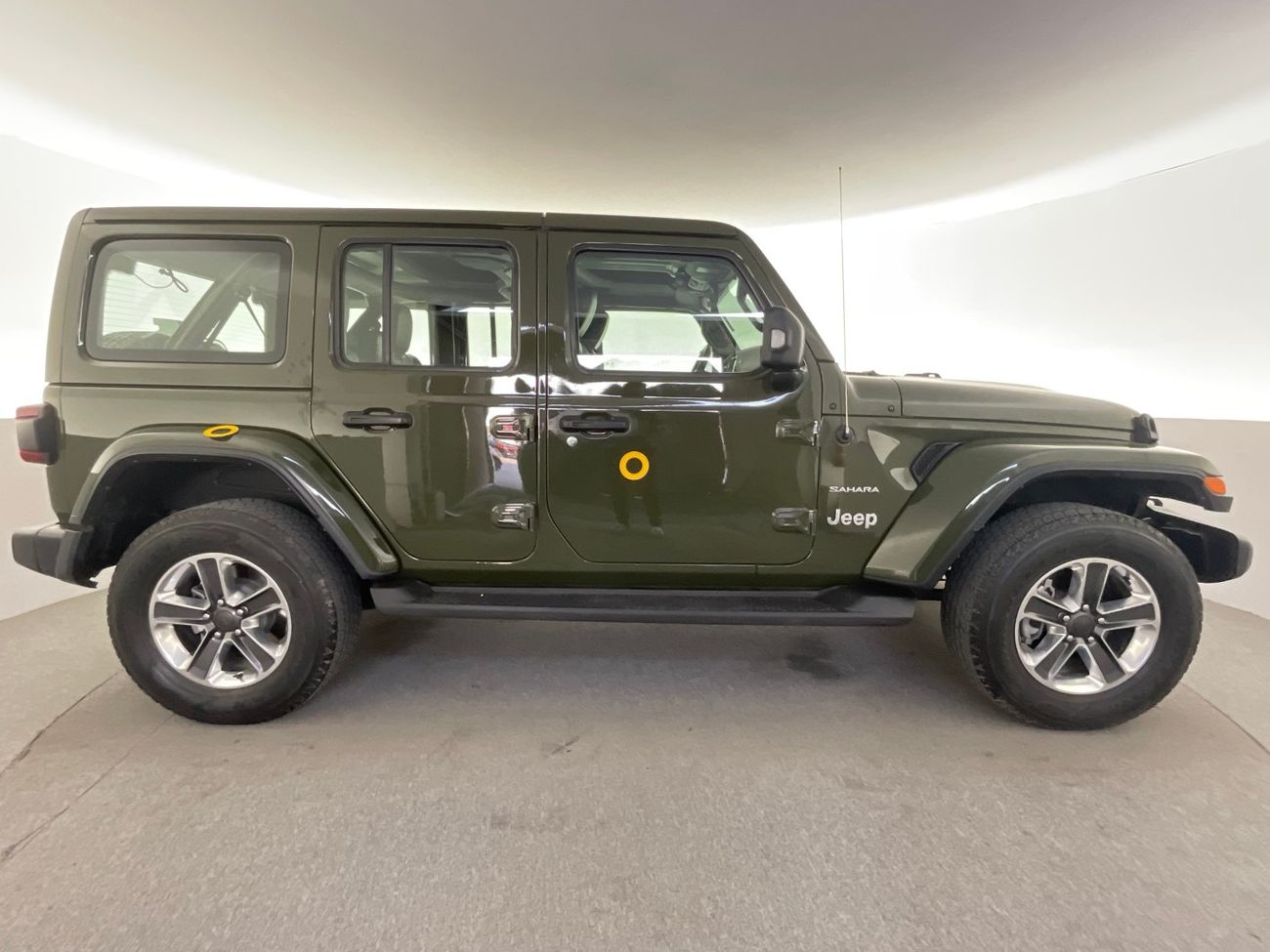 جيب رانجلر Sahara Plus Unlimited | شامل الضمان | 0 ﺪﻔﻋﺓ ﺃﻮﻟﻯ