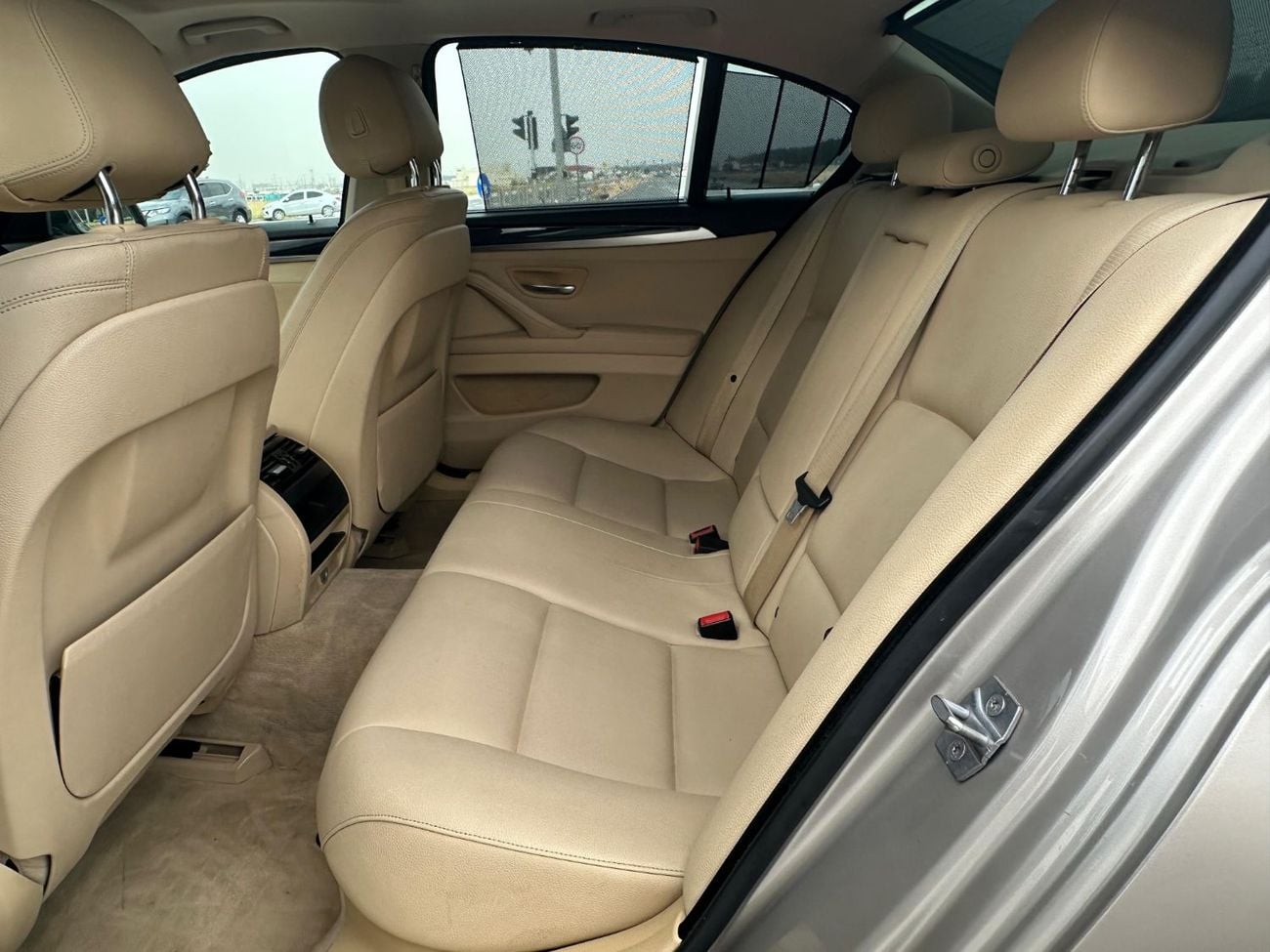 بي أم دبليو 520i