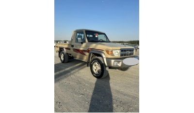 Toyota Land Cruiser Pick Up