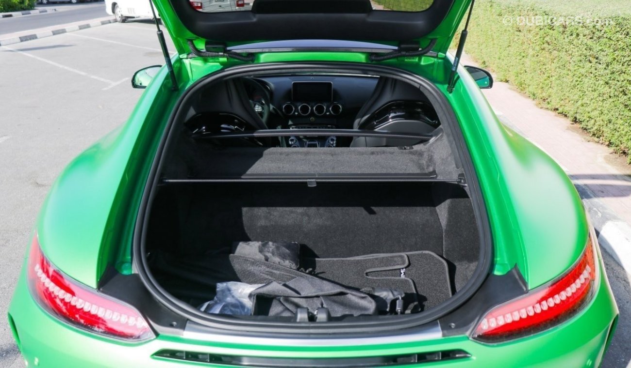 Mercedes-Benz AMG GTR Coupe V8 Biturbo Local Registration + 5%