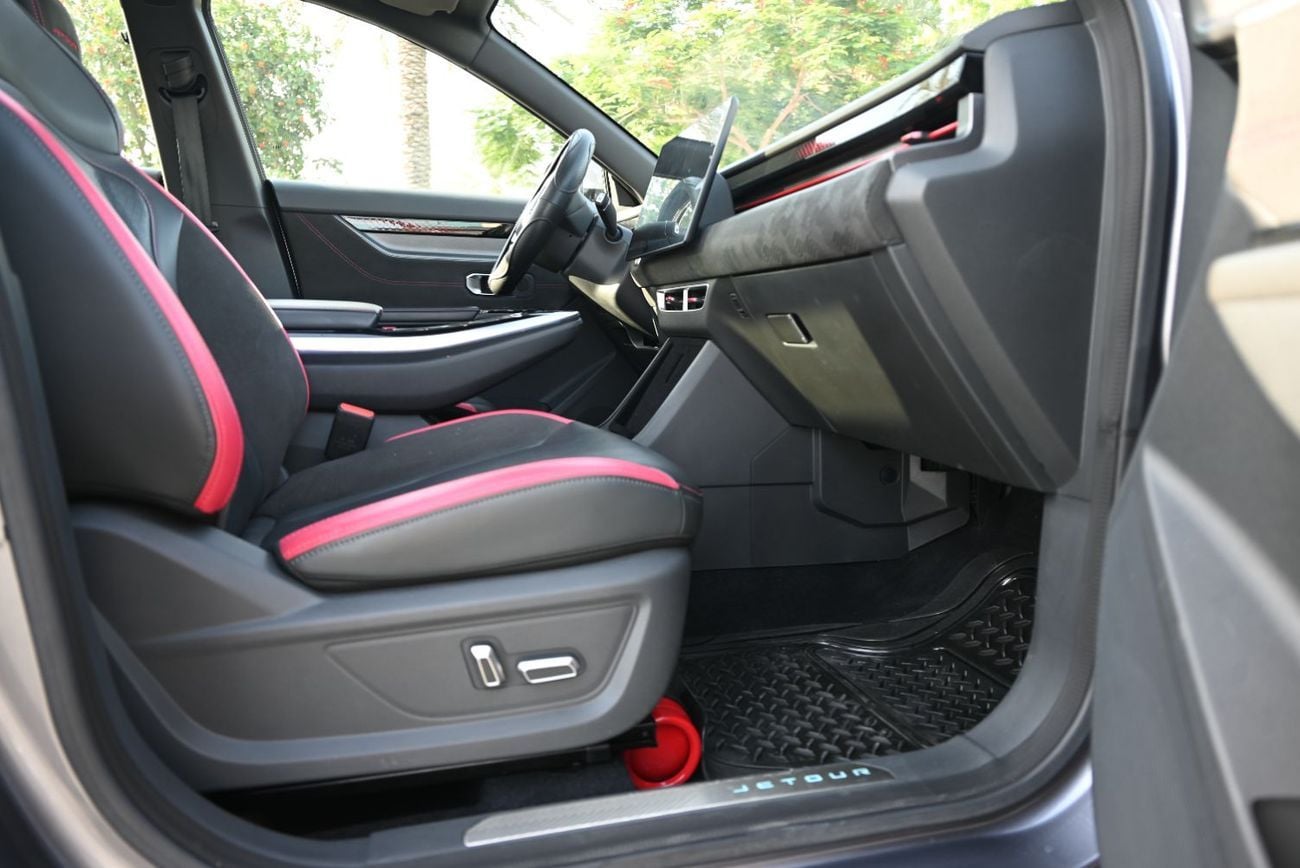 Jetour Dashing LUXURY - 0% DP - GCC SPECS - WARRANTY & SERVICE AVAILABLE - JETOUR DASHING 2025