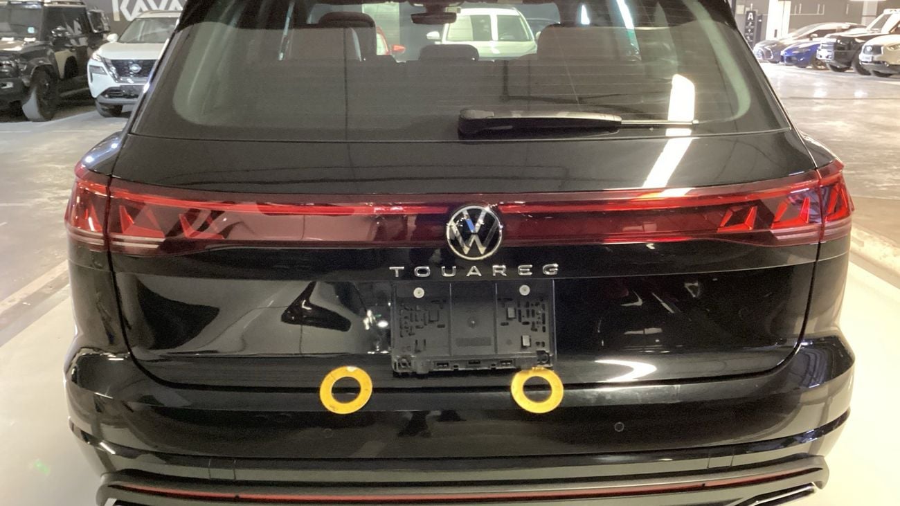 Volkswagen Touareg Elegance 2 3.0L Elegance | Guaranteed Warranty | 0 Down Payment