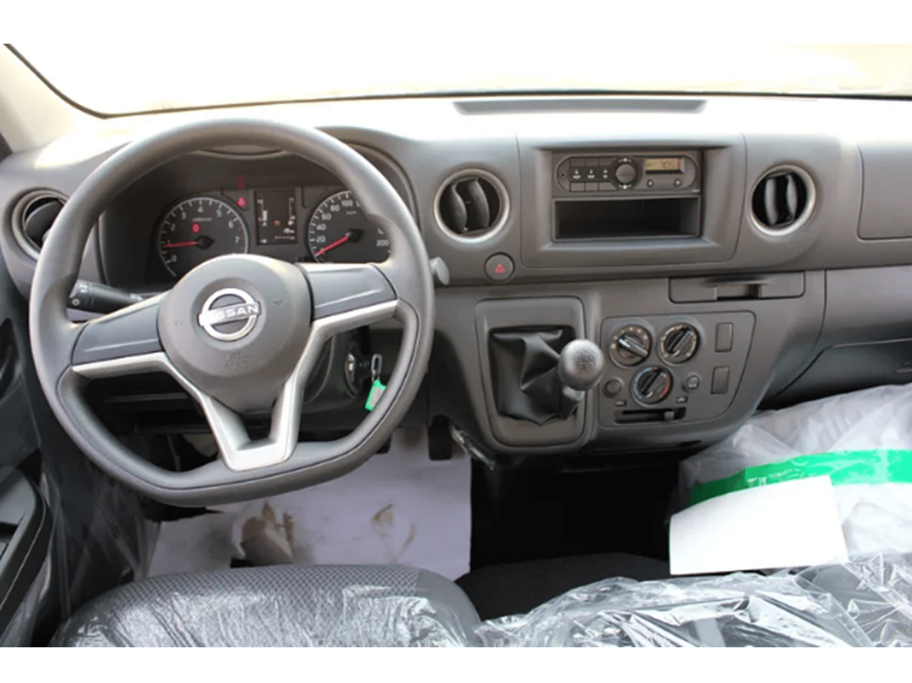 Nissan Urvan ECTWFR005 – 2025 Nissan Urvan High Roof Cargo Van – 2.5L Petrol Manual – 3 Seater – White