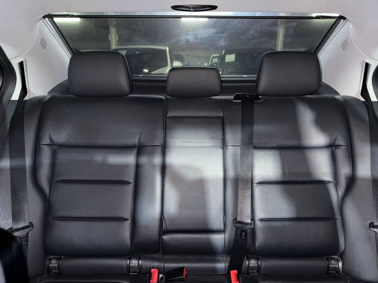 مرسيدس بنز E 350 3.5L | FULL SERVICE HISTORY| BLACK LEATHER SEATS | PUSH START