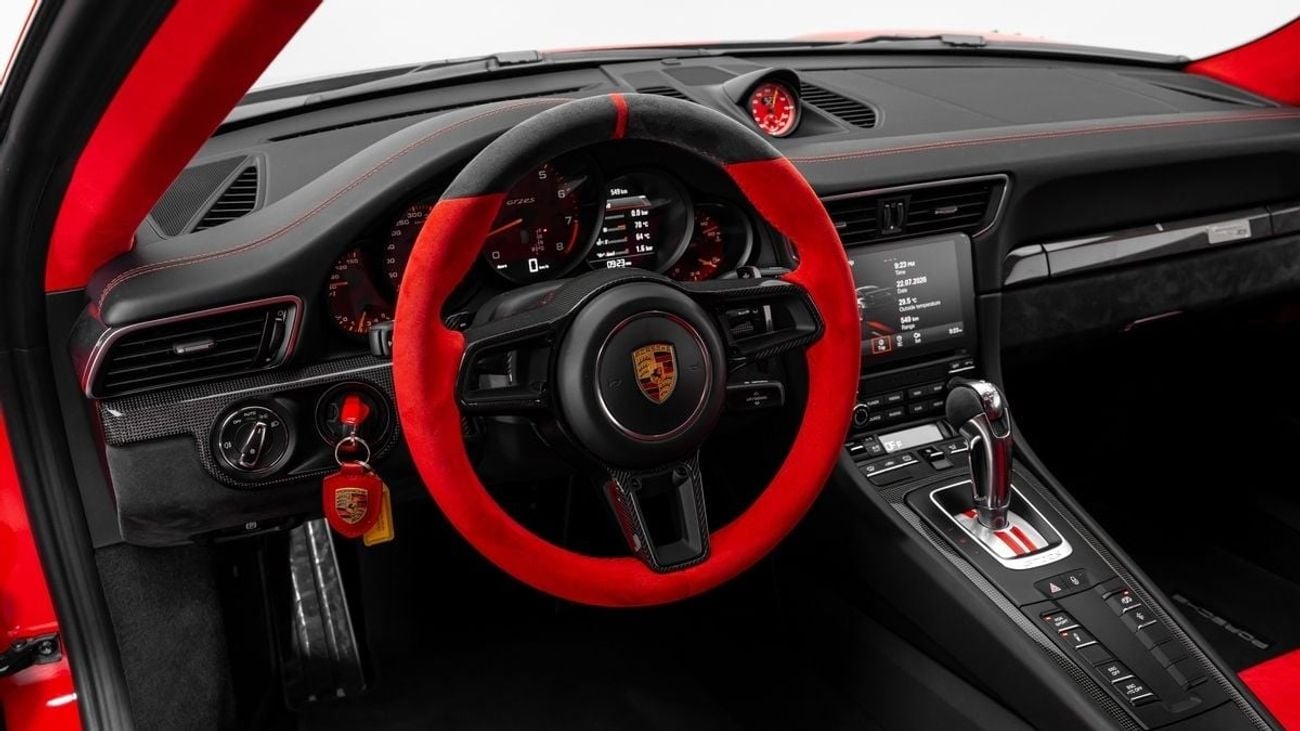 Porsche 911 - 2018 - GCC