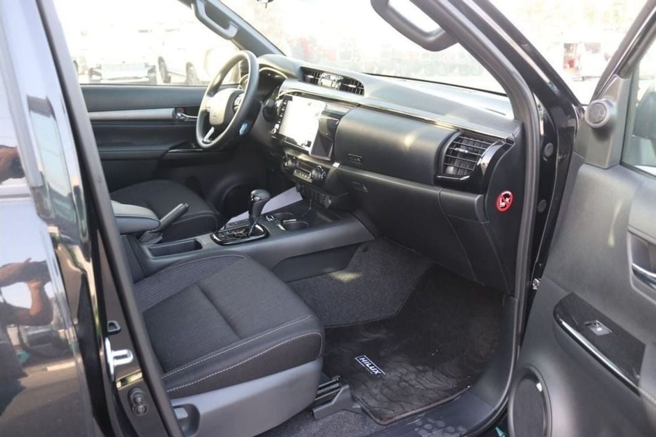 Toyota Hilux ADVENTURE 4.0 ADVANTURE, PETROL, FRONT & BACK CAMERA, CRUISE CONTROL, MULTIMEDIA STEERING, ALLOY WHE