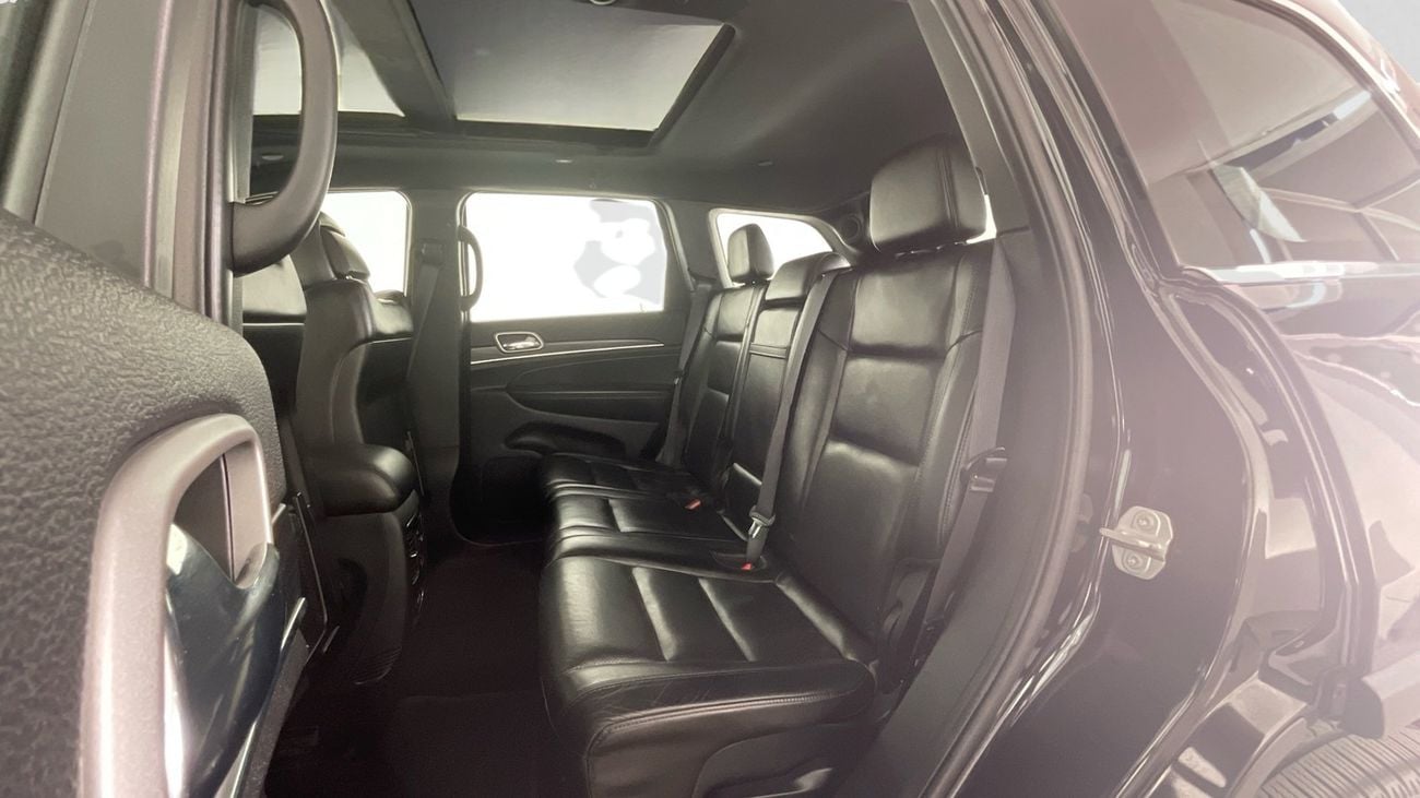 جيب جراند شيروكي Limited | شامل الضمان | 0 ﺪﻔﻋﺓ ﺃﻮﻟﻯ