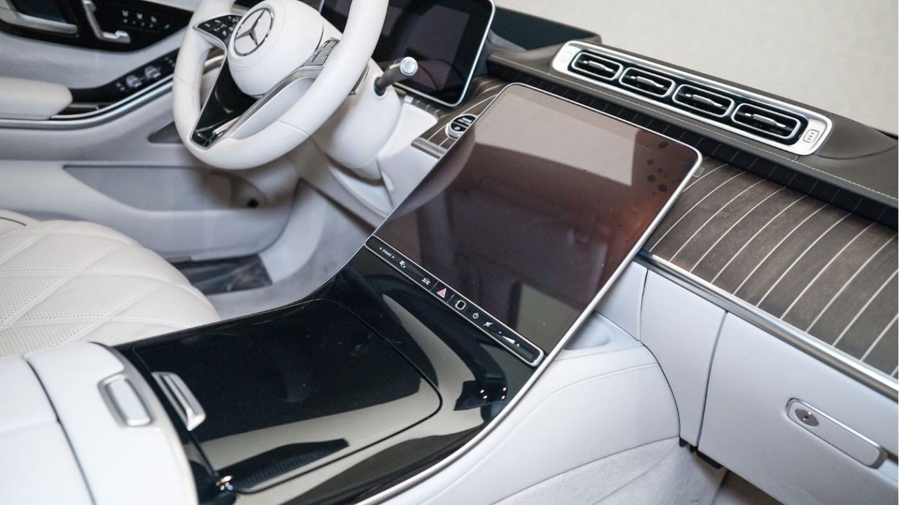 مرسيدس مايباخ S680 مايباخ - 2 Years Approved Warranty - Approved Prepared Vehicle