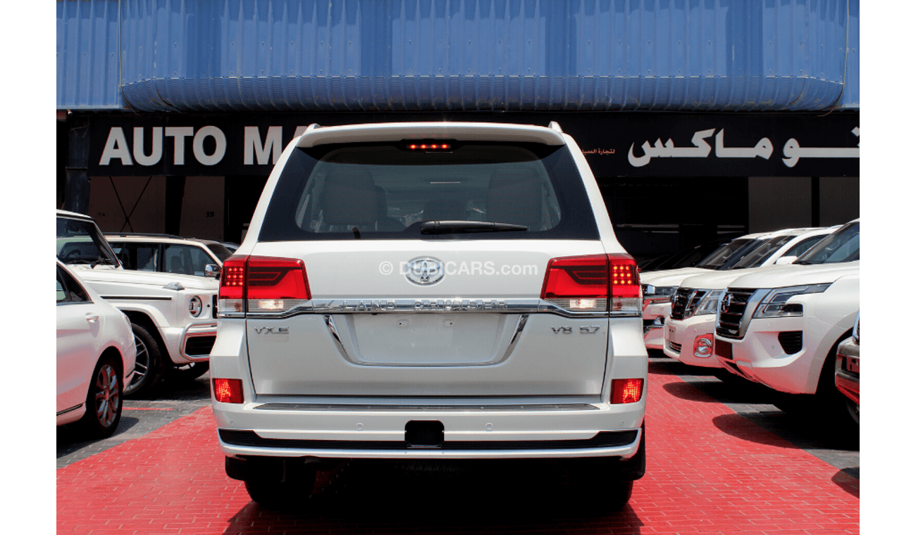 Toyota Land Cruiser (2021) VXE V8 5.7, GCC