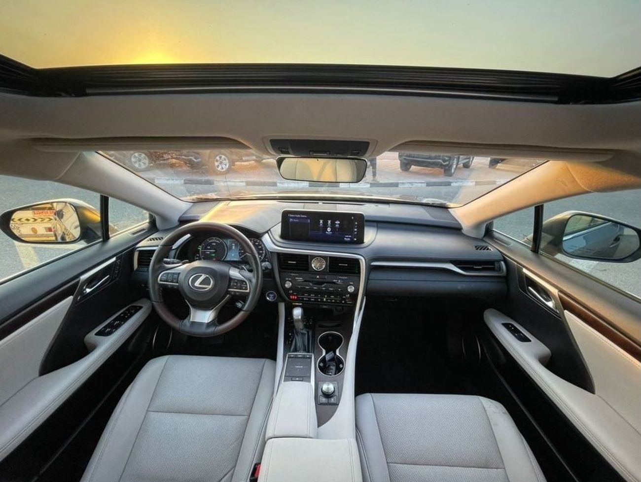 Lexus RX450h 2022 Lexus RX450h Hybrid 3.5L V6 - Full Option Premium+  Big Screen - 360* CAM Radar & Sensor Wirele