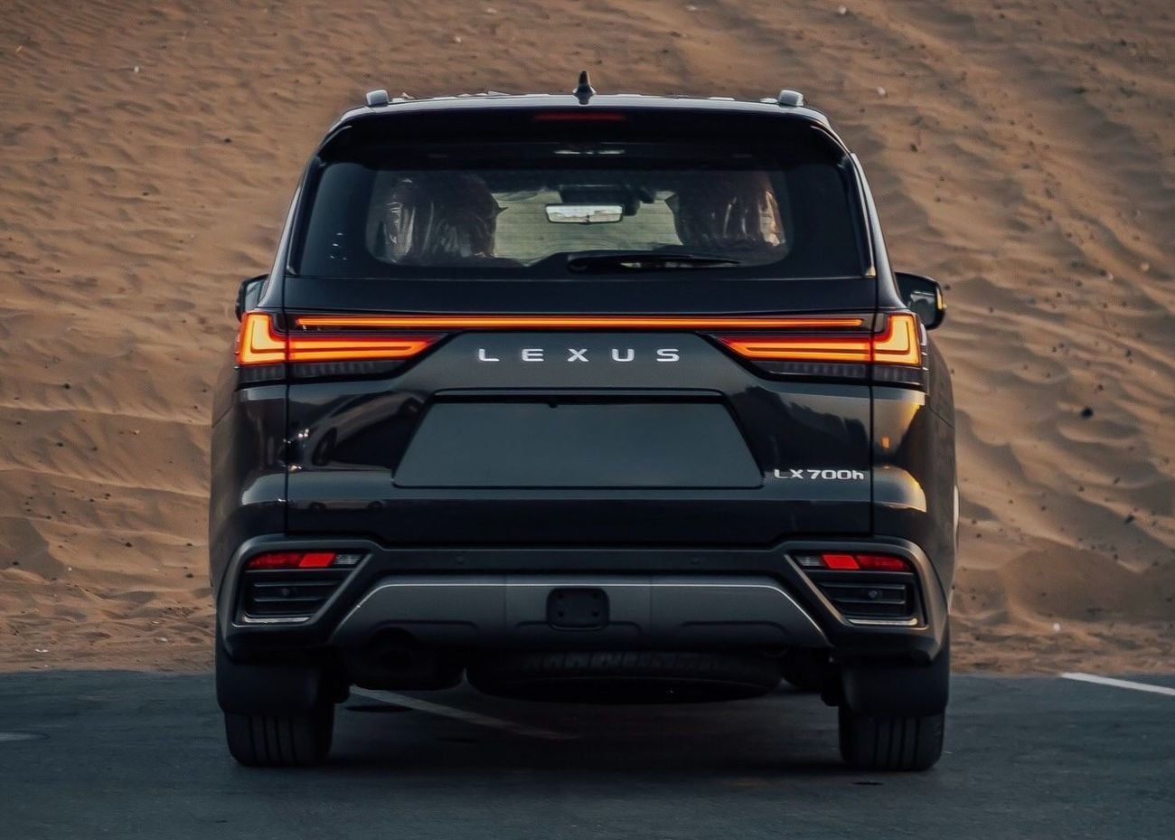 Lexus LX700h VIP KURO with Autopark OMANI 26/26