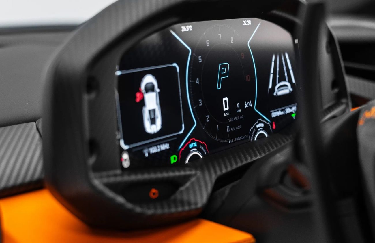 لامبورغيني ريفويلتو 6.5L V12 Naturally Aspirated Engine + eMotor | Warranty