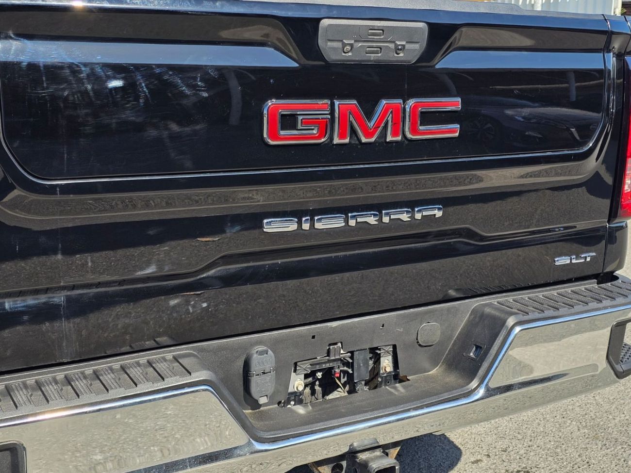 GMC Sierra 5.3L V8 SLT Crew Cab (AWD)