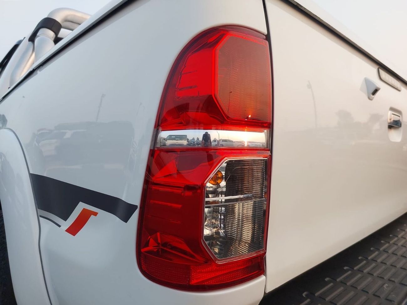 Toyota Hilux TOYOTA HILUX PICKUP RHD 2014 MODEL 3.0 L DIESEL AUTOMATIC(PM37634)