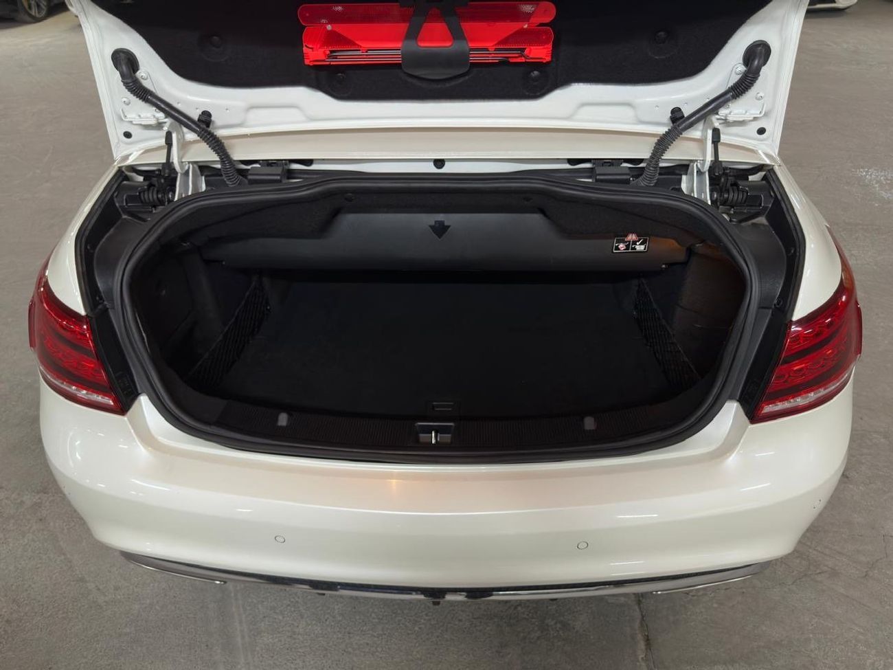 Mercedes-Benz E 400 MERCEDES E-CLASS E400 CABRIOLET 2016 3.5L | FULL SERVICE HISTORY | ONE OWNER | TWO KEYS