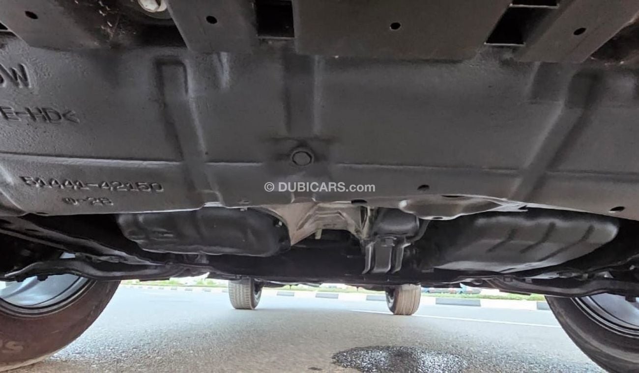 Toyota RAV4 2000CC PETROL | BLACK LEATHER SEATS | RIGHT-HAND-DRIVE | DARK TINTED