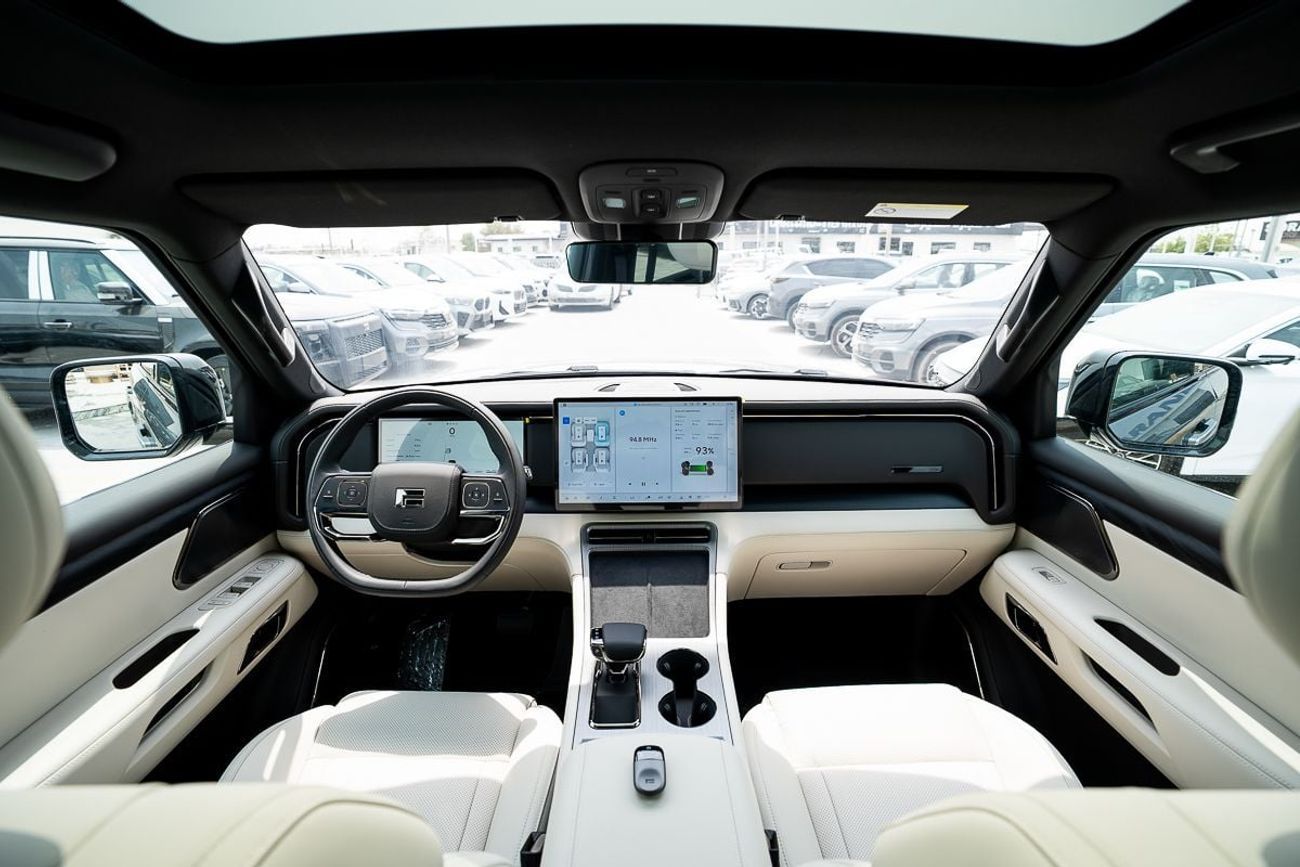 روكس 01 VIP Long Range 6 seaters 2025