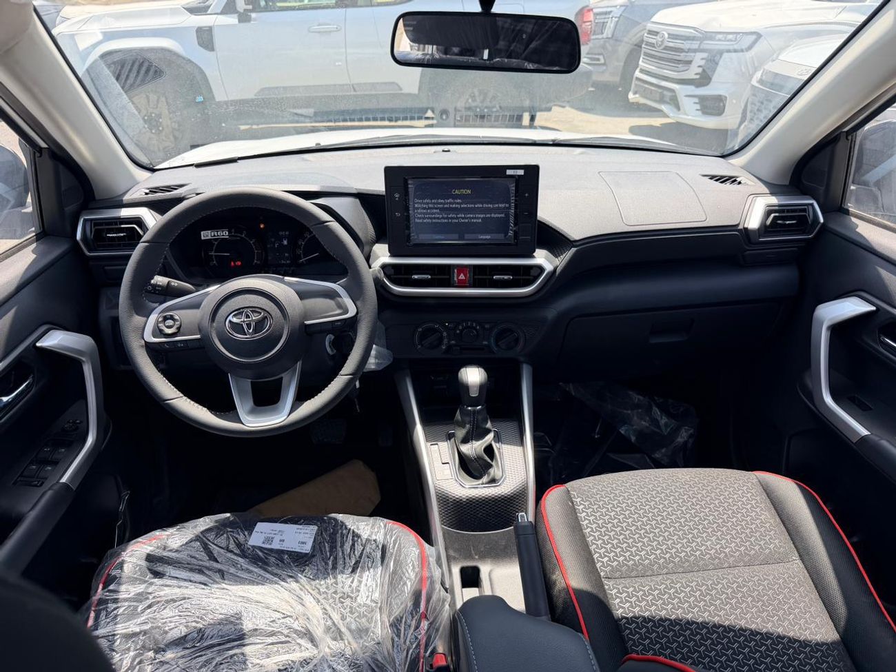 Toyota Raize TURBO G RA 1.0L TURBO PETROL AUTOMATIC TRANSMISSION ( FOR RE- EXPORT OUTSIDE GCC COUNTRIES ONLY )