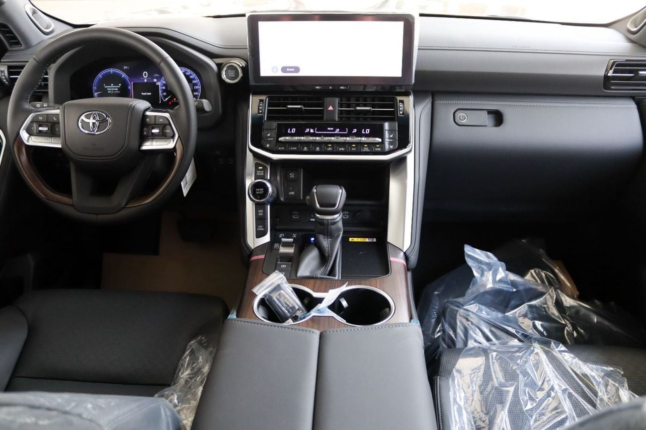 Toyota Land Cruiser 300 VX-HIGH  3,3 TWINTURBO DIESEL VX-HIGH FULLY LOADED **التصدير فقط خارج الخليج**