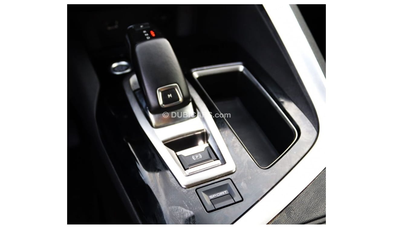 Peugeot 3008 Active Peugeot 3008 GCC 2020 in excellent condition