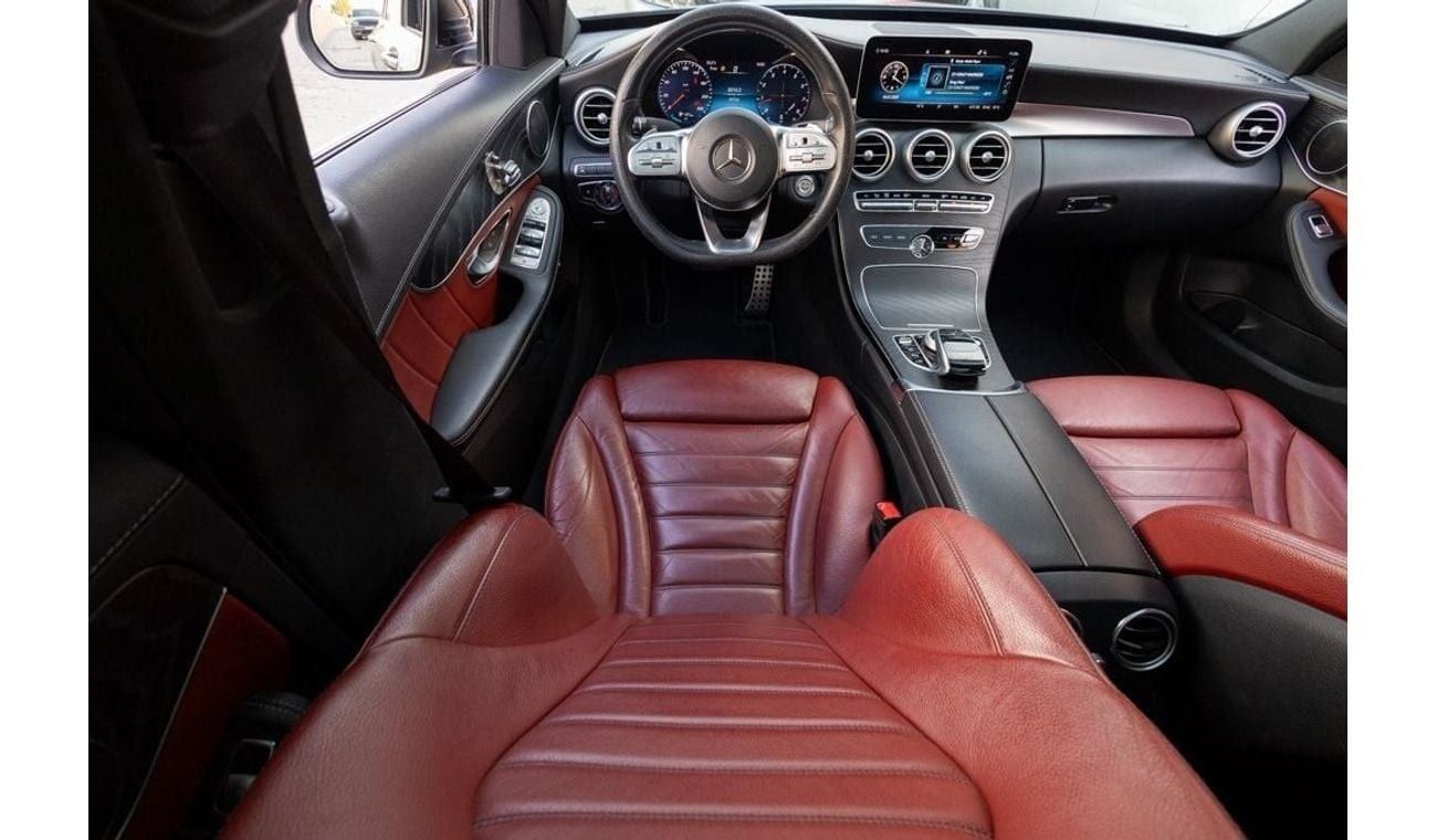مرسيدس بنز C 200 Mercedes-Benz C200 AMG Premium + 2020 GCC under Agency Warranty and Service Contract  w