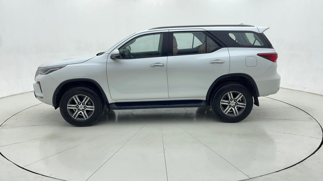 تويوتا فورتونر EXR 2.7 | بدون دفعة مقدمة | اختبار القيادة في المنزل