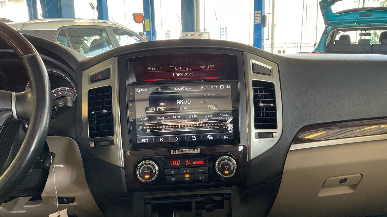 Mitsubishi Pajero 3.8 GLS LWB H/L LTHR SIG | Guaranteed Warranty | 0 Down Payment