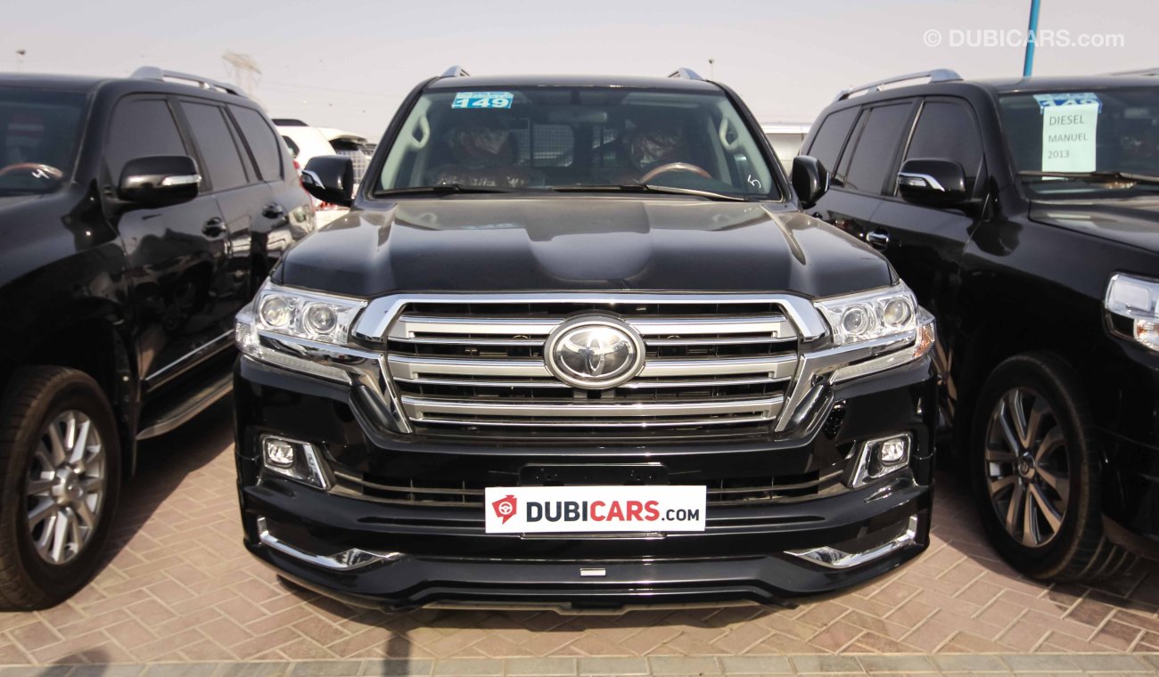 Toyota Land Cruiser Diesel with 2017 body kit