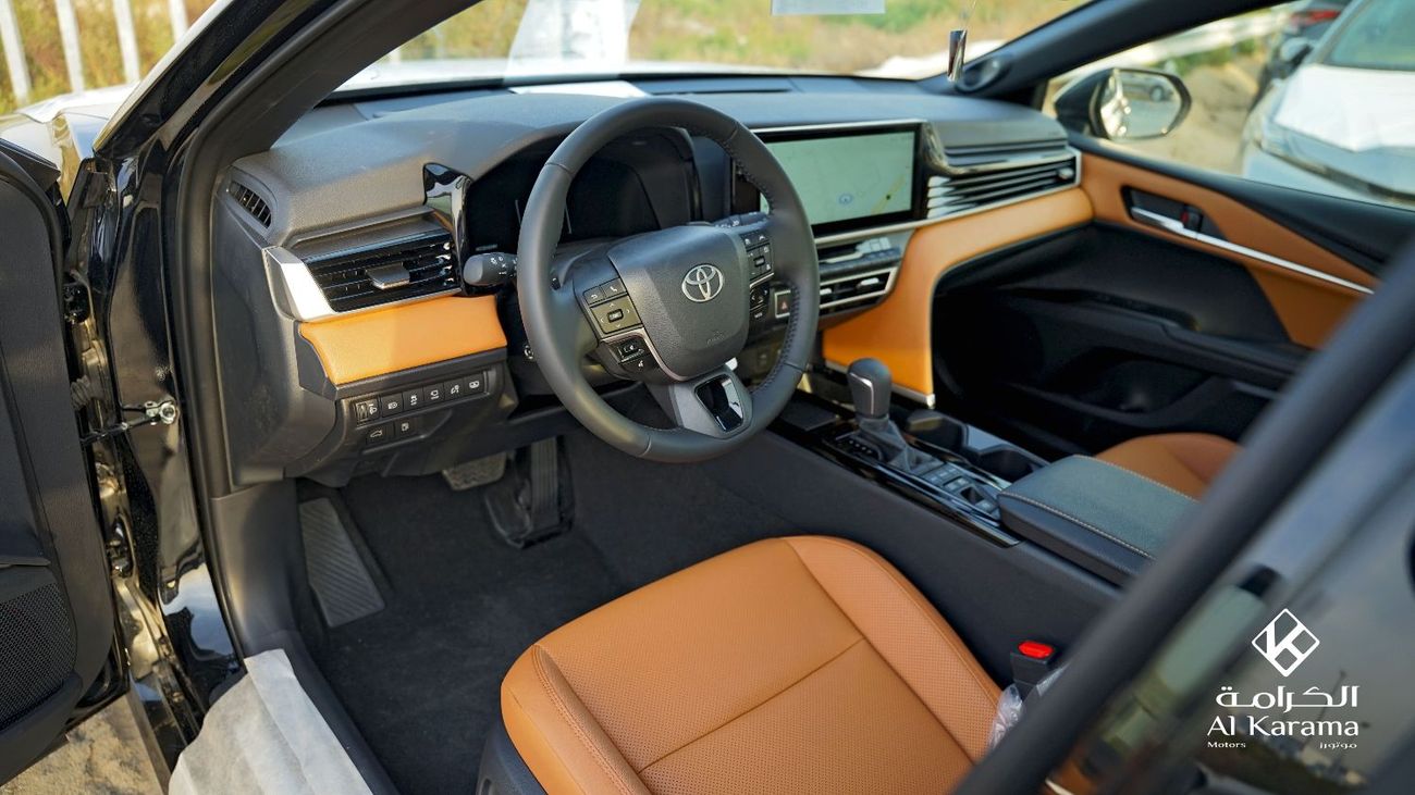 Toyota Camry Lumiere 2.5L Hybrid - Radar - JBL Sound - 360 Camera -  Touch Control Rear Seats