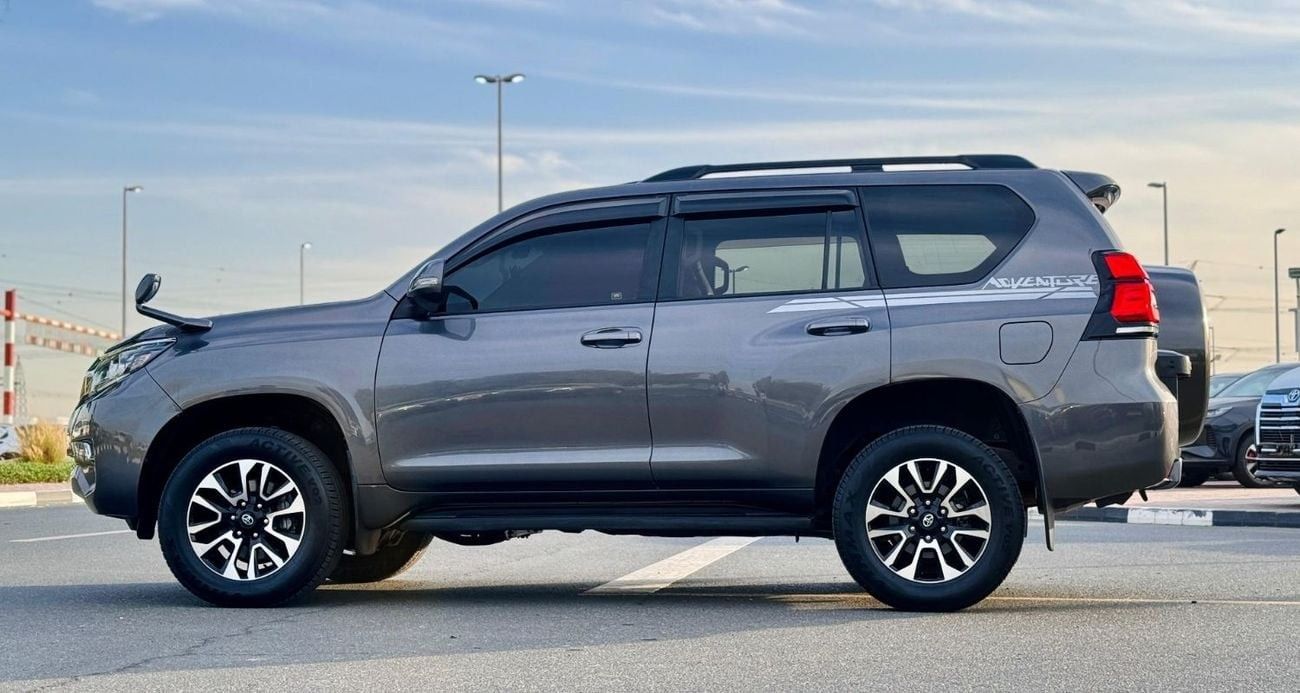 تويوتا برادو PERFECT CONDITION | 2.8L DIESEL ENGINE | PARKING SENSORS | 2020